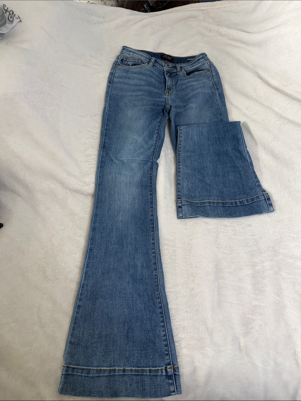 Judy Blue Medium Wash Flare Jeans
